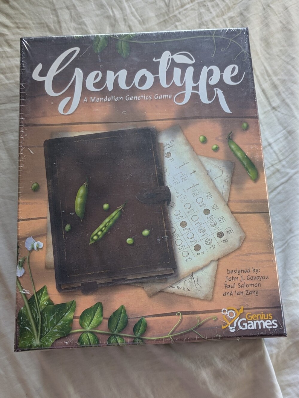 New  - Genotype Board Game -  Science Genetics  Mendelian Genetics